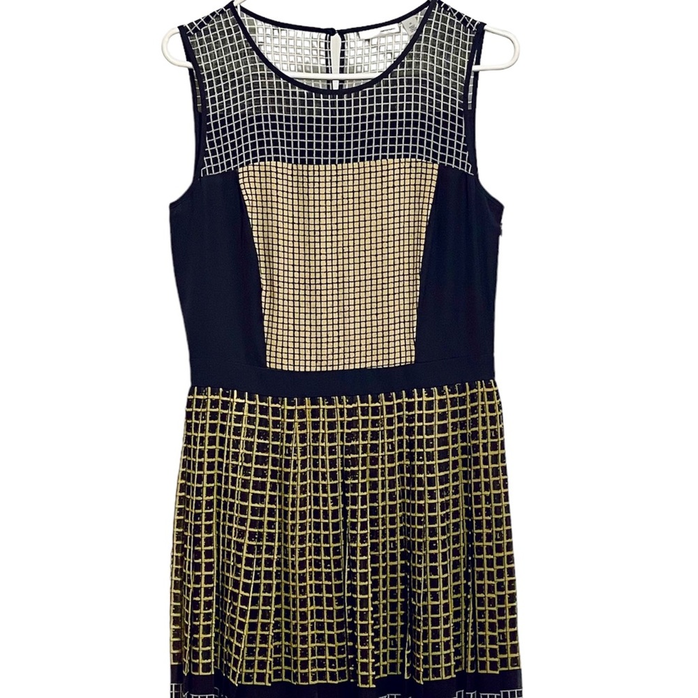 Halogen dress with pleated skirt